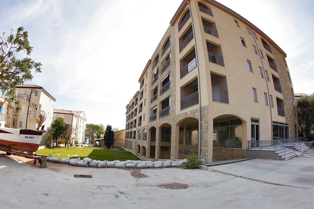 Studio Apartment Nika Andusa Petrovac الغرفة الصورة